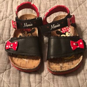GREAT CONDITION Minnie Mouse sandals
